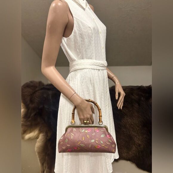 Handmade Genuine Leather Floral Embossed Real bamboo Handle Satchel/Crossbody - Picture 3 of 15